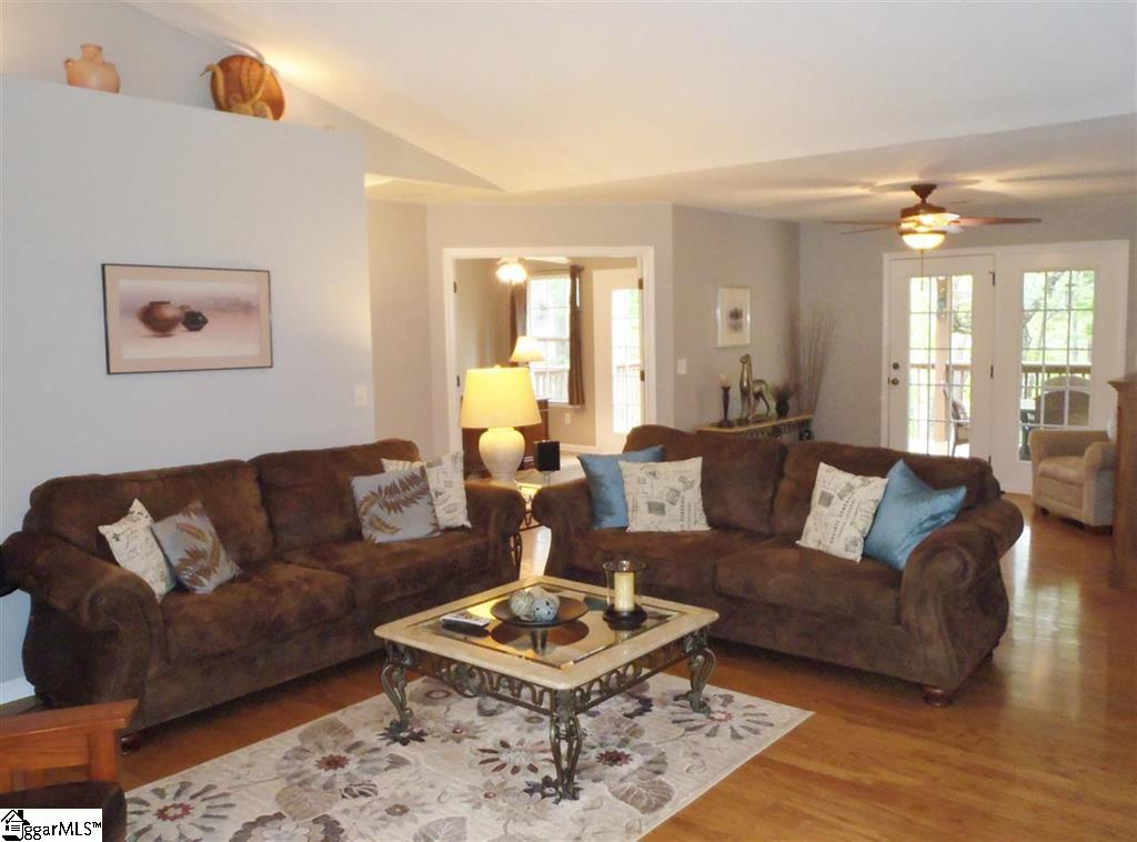 153 Choestoea Road Westminster, SC 29693 - Photo 5 of 36 Gallery Image 5