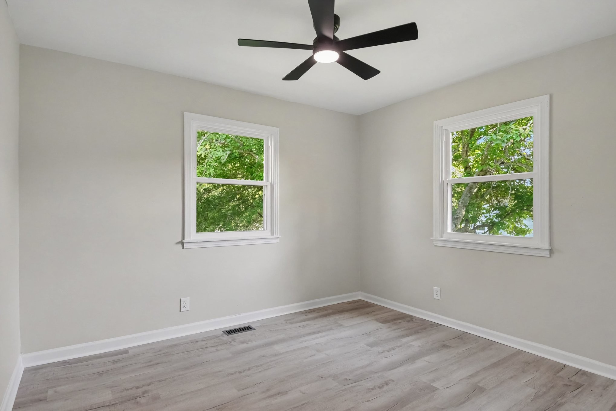 5672 Highway 161 Springfield, TN 37172 - Photo 18 of 25 Gallery Image 18