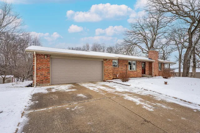 $319,000 | 5567 North Blackwood Road, Davis Junction, IL 61020