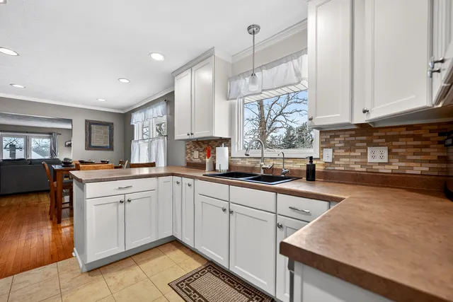 $319,000 | 5567 North Blackwood Road, Davis Junction, IL 61020