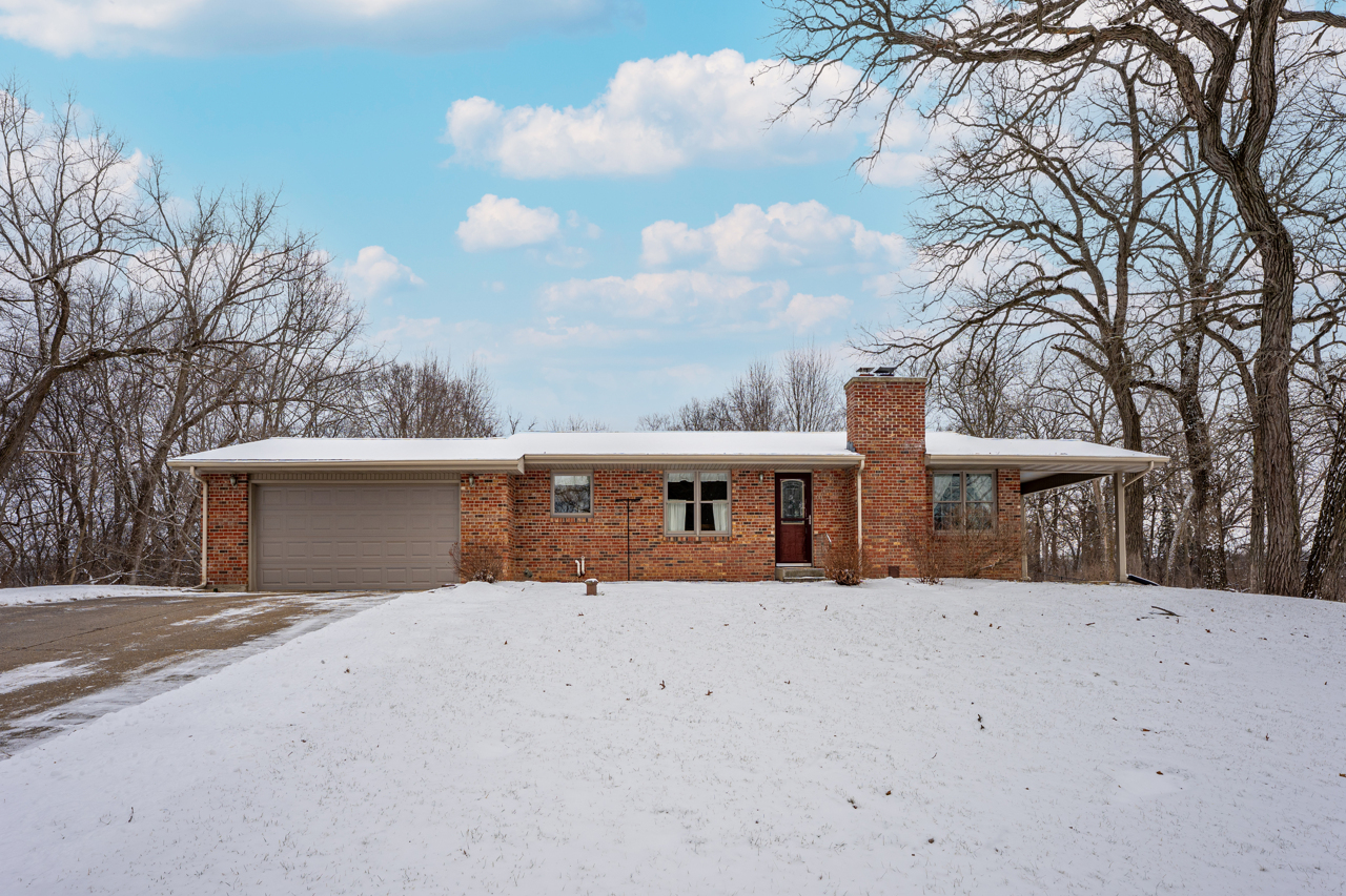 5567 North Blackwood Road Davis Junction, IL 61020 - Photo 2 of 40