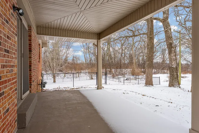 $319,000 | 5567 North Blackwood Road, Davis Junction, IL 61020