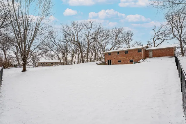 $319,000 | 5567 North Blackwood Road, Davis Junction, IL 61020