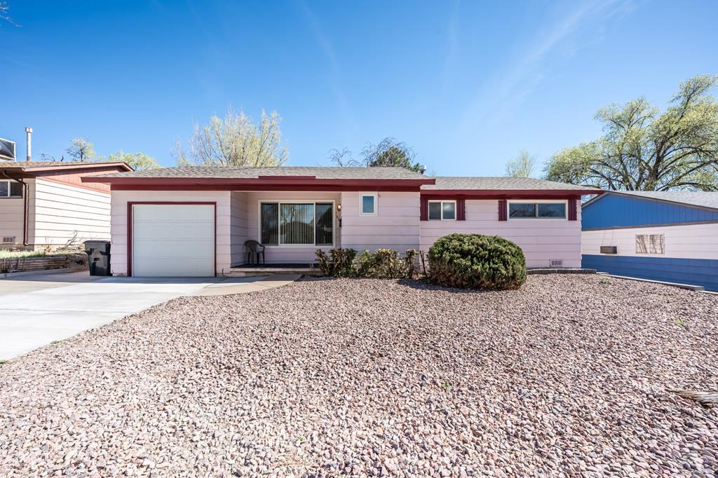 26 Scotland Road Pueblo, CO 81001 - Photo 1 of 29