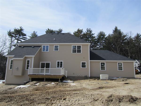 18 Marlboro Road Berlin, MA 01503 - Photo 2 of 2