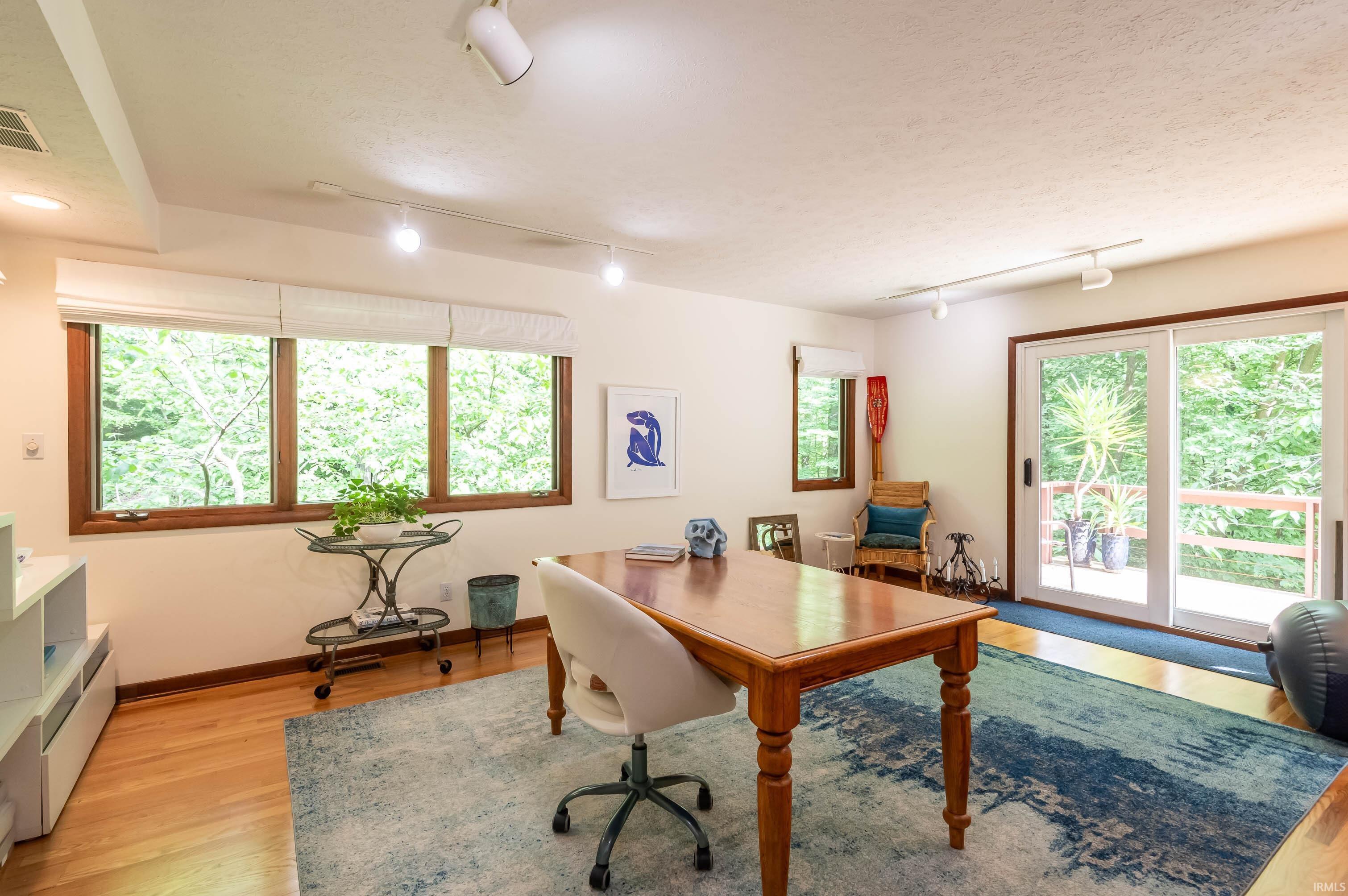 5451 East James Road Bloomington, IN 47408 - Photo 20 of 36 Gallery Image 20