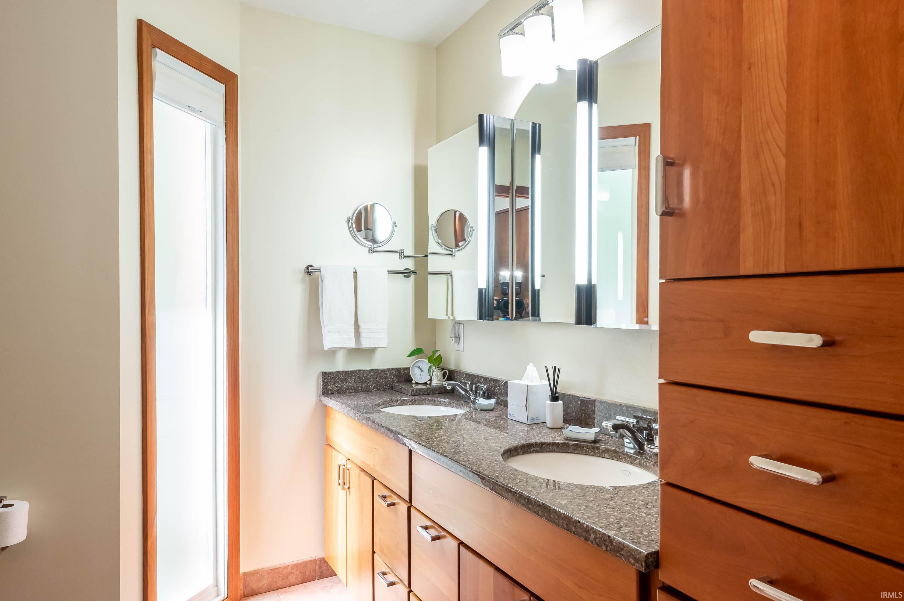 5451 East James Road Bloomington, IN 47408 - Photo 23 of 36 Gallery Image 23