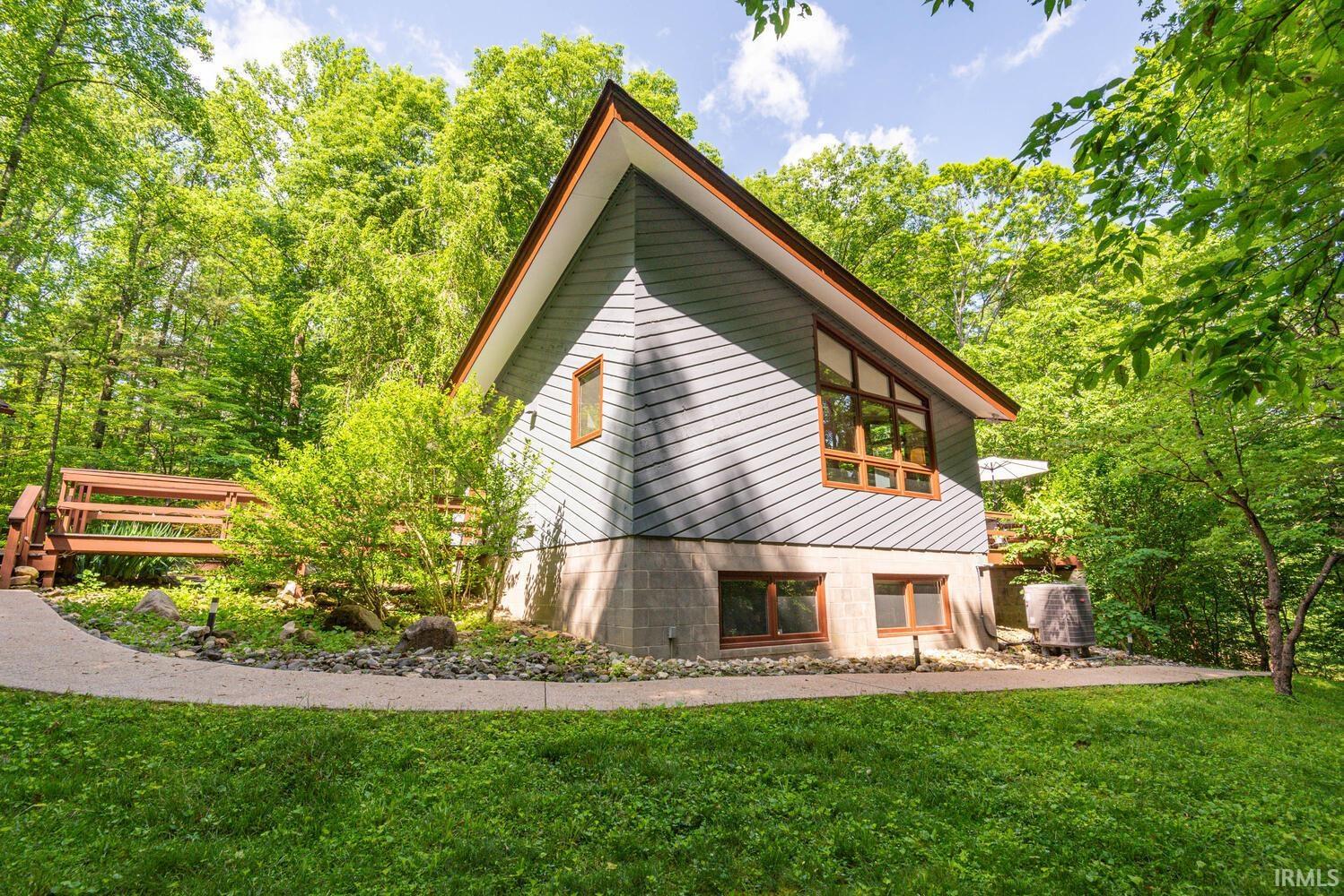 5451 East James Road Bloomington, IN 47408 - Photo 35 of 36 Gallery Image 35