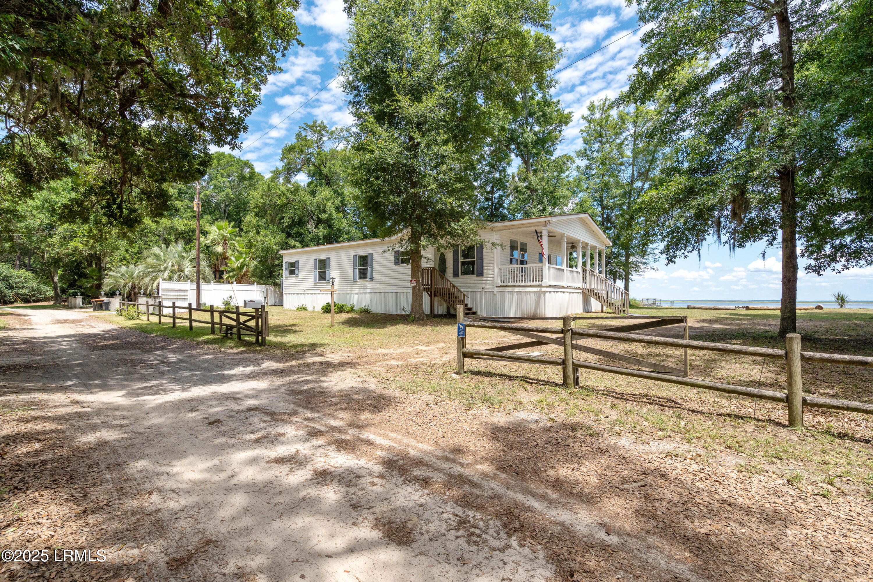 749 Eddings Point Road St. Helena Island, SC 29920 - Photo 30 of 95 Eddings Pt -47