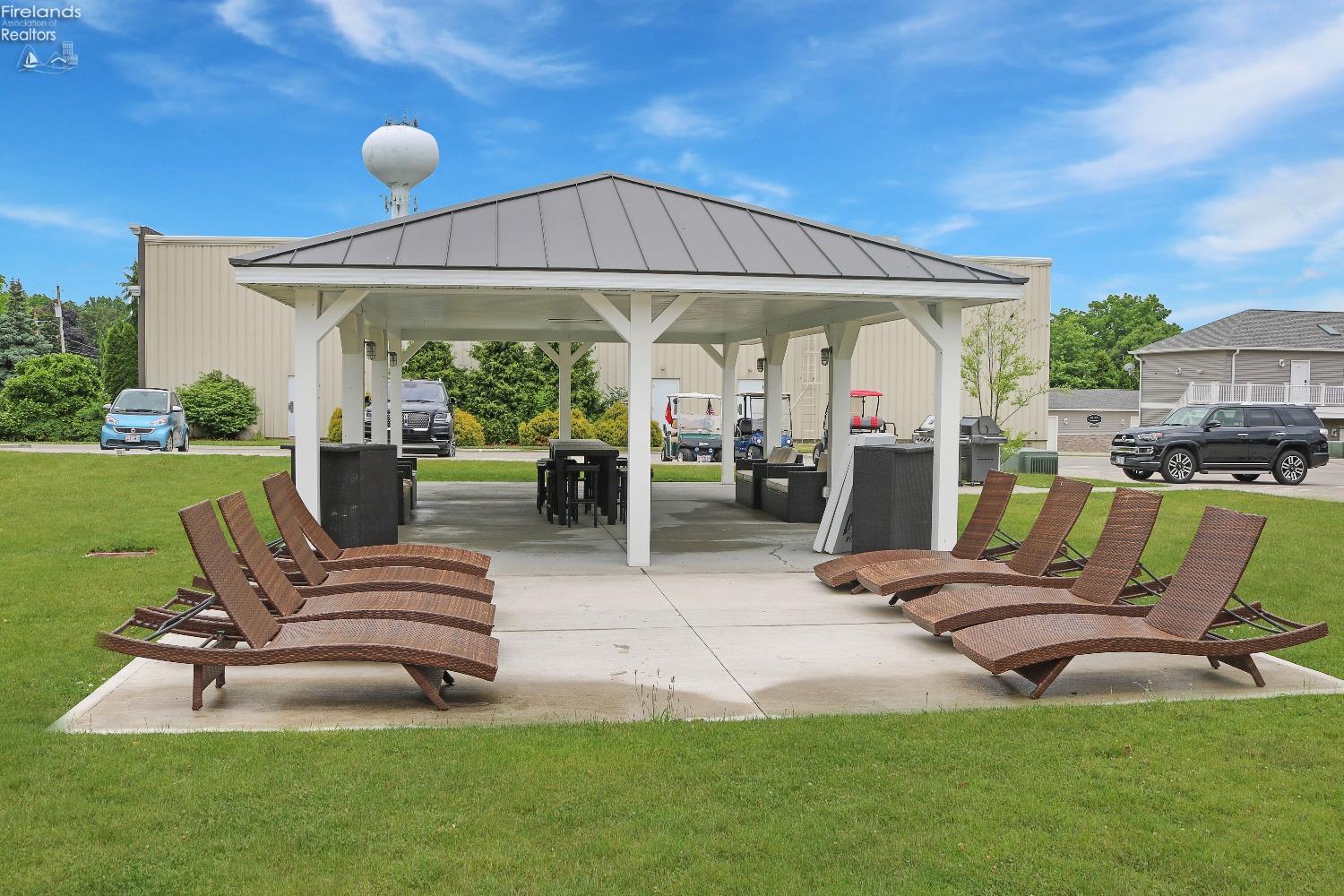 551 Langram Road, Unit 114 Put In Bay, OH 43456 - Photo 13 of 16 Gallery Image 13