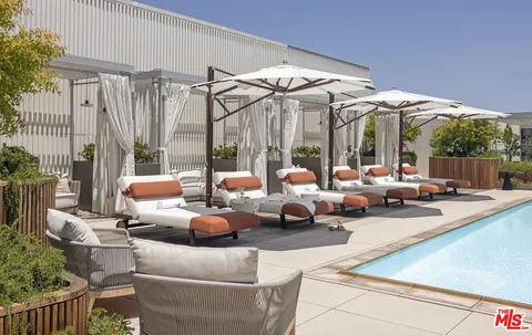 $5,995,000 | 9200 Wilshire Boulevard, Unit 202W, Beverly Hills, CA 90212