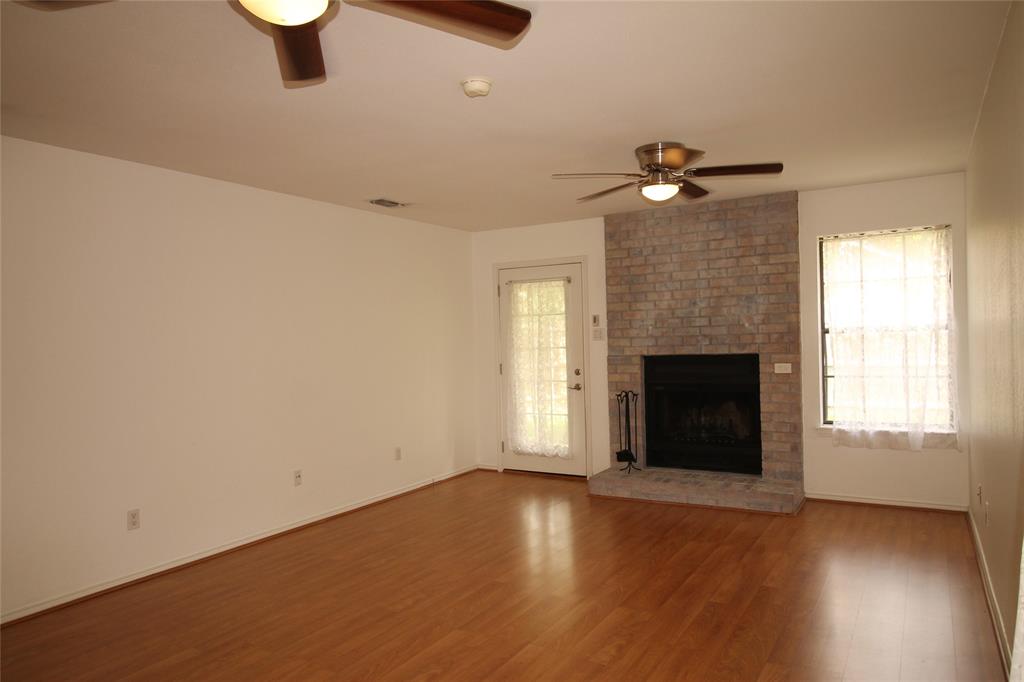 1714 Redbud Lane Euless, TX 76039 - Photo 9 of 23