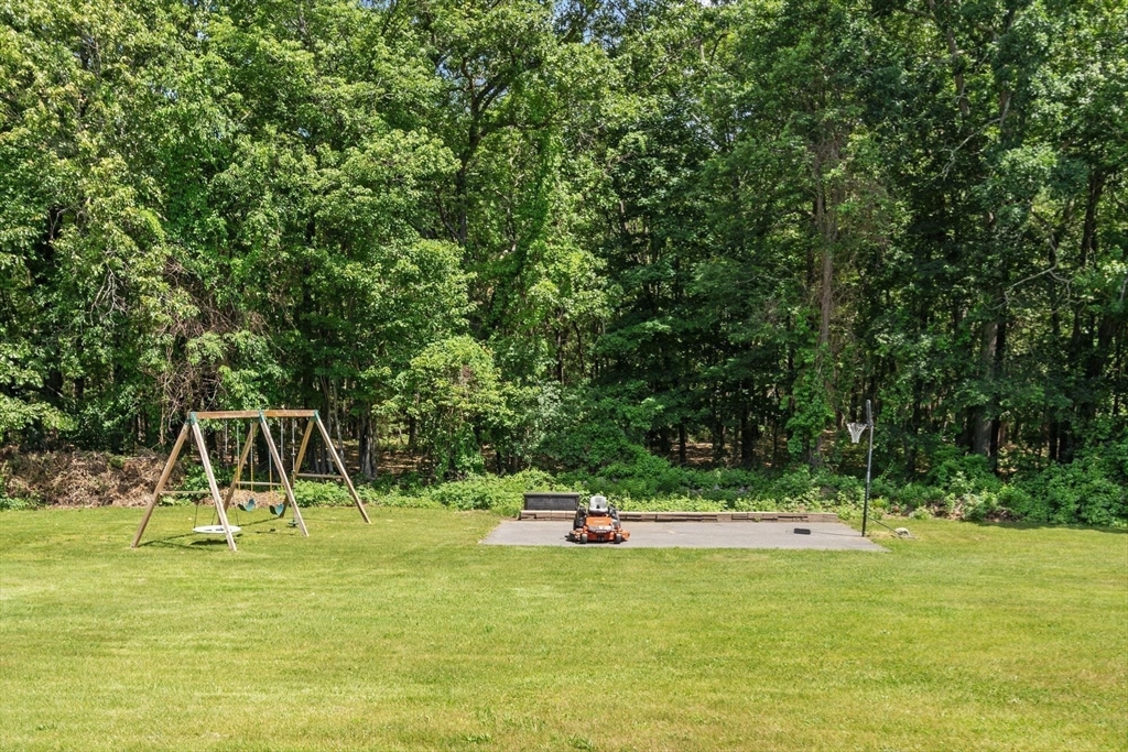 98 North End Road Townsend, MA 01469 - Photo 40 of 42