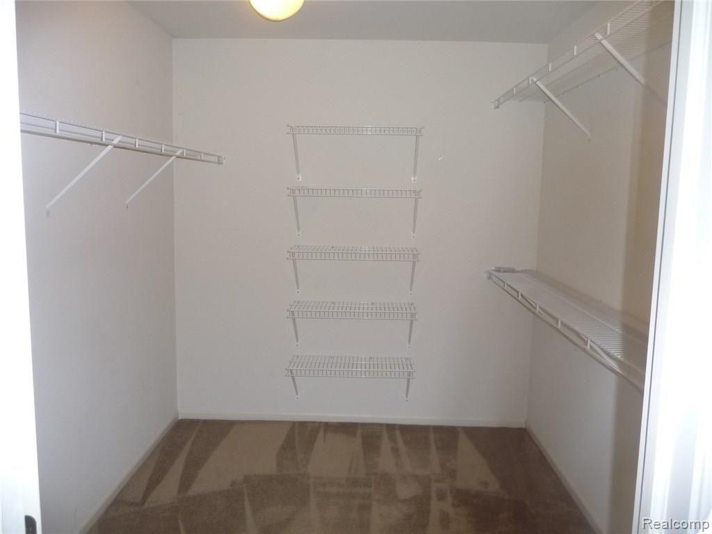 18175 Meridian Road Grosse Ile, MI 48138 - Photo 19 of 32 008.JPG