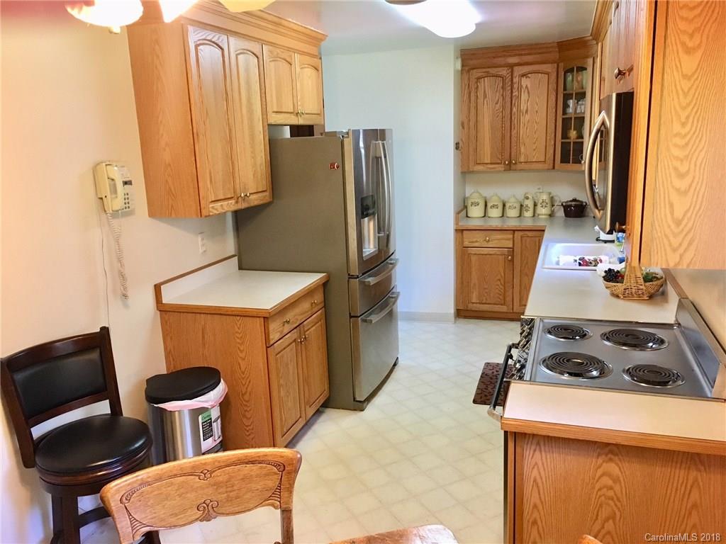 44 Allison Road Brevard, NC 28712 - Photo 9 of 28 Gallery Image 9