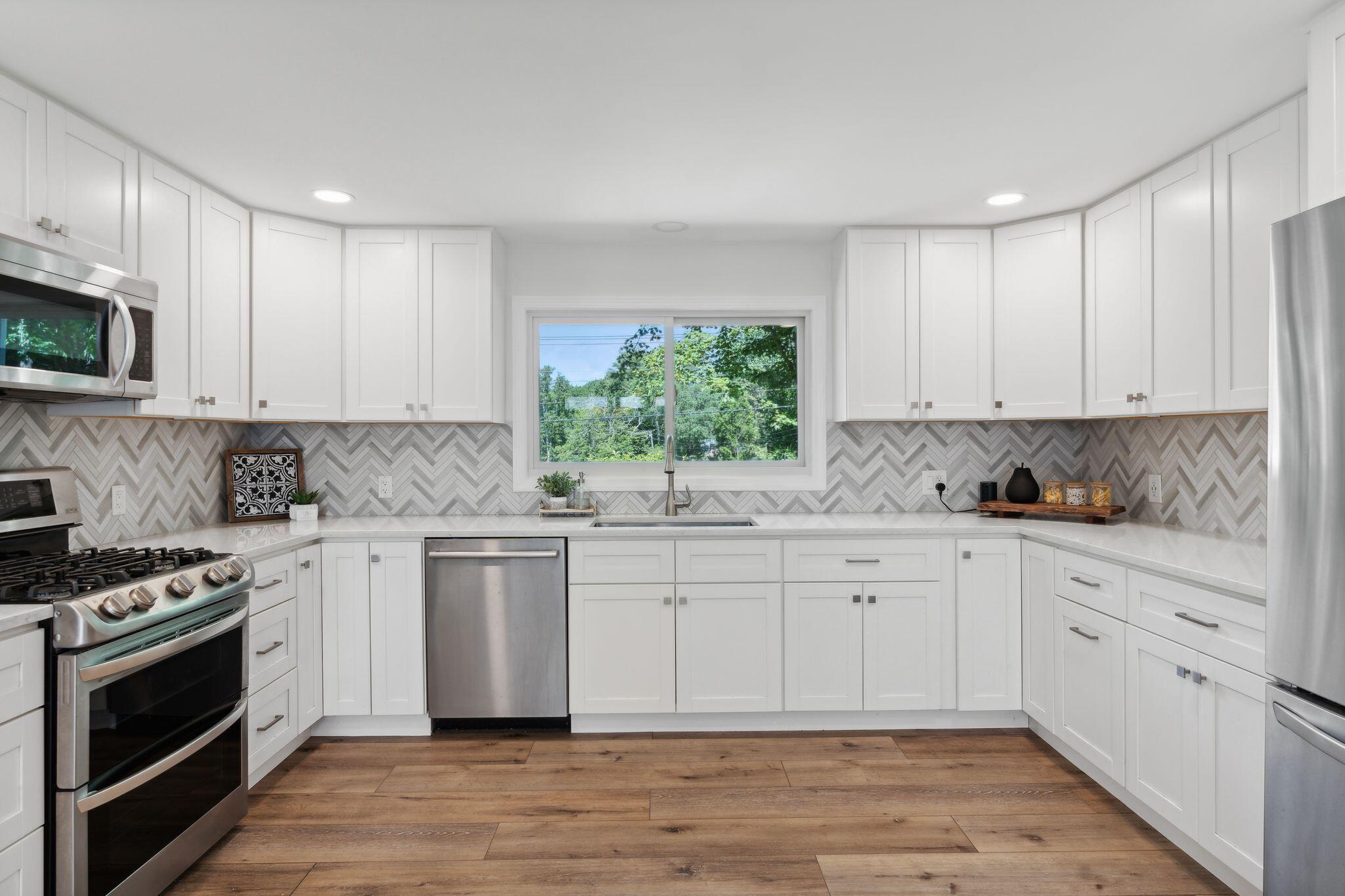 197 Payne Road Scarborough, ME 04074 - Photo 12 of 42 197 Payne Road_Tru Brit_Keller Williams