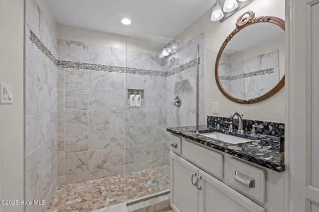 $1,450 | 182 Lewistown Road, Beaufort, NC 28516