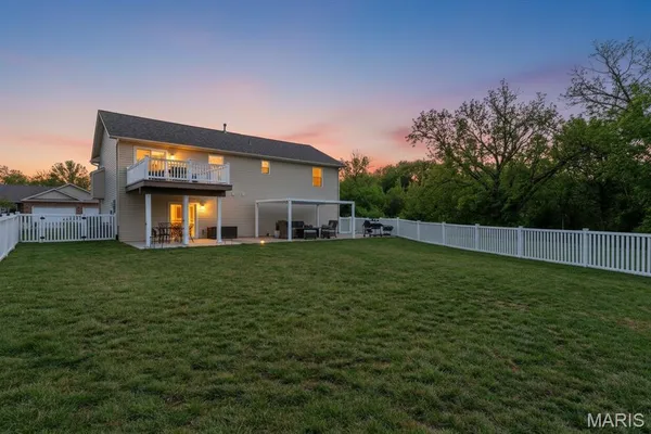 $329,900 | 821 Chesapeake Jct Lane, O'Fallon, IL 62269