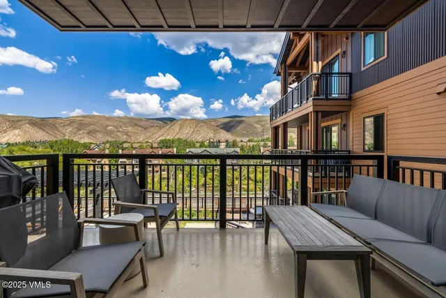 $2,195,000 | 38460 Highway 6, Unit 310, Avon, CO 81620