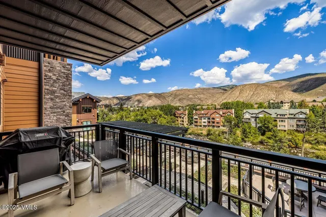 $2,195,000 | 38460 Highway 6, Unit 310, Avon, CO 81620