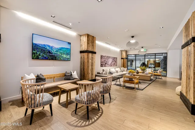 $2,195,000 | 38460 Highway 6, Unit 310, Avon, CO 81620