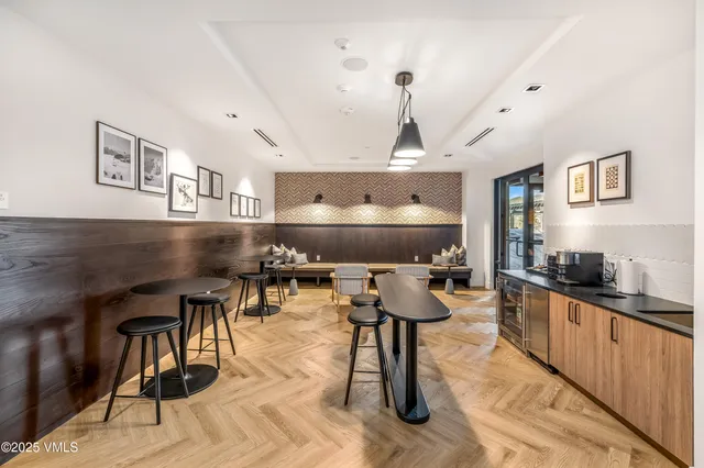 $2,195,000 | 38460 Highway 6, Unit 310, Avon, CO 81620