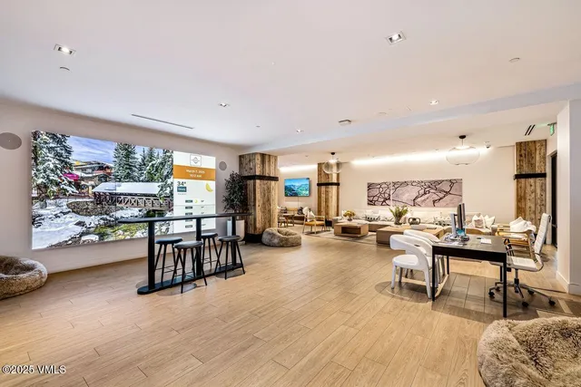 $2,195,000 | 38460 Highway 6, Unit 310, Avon, CO 81620