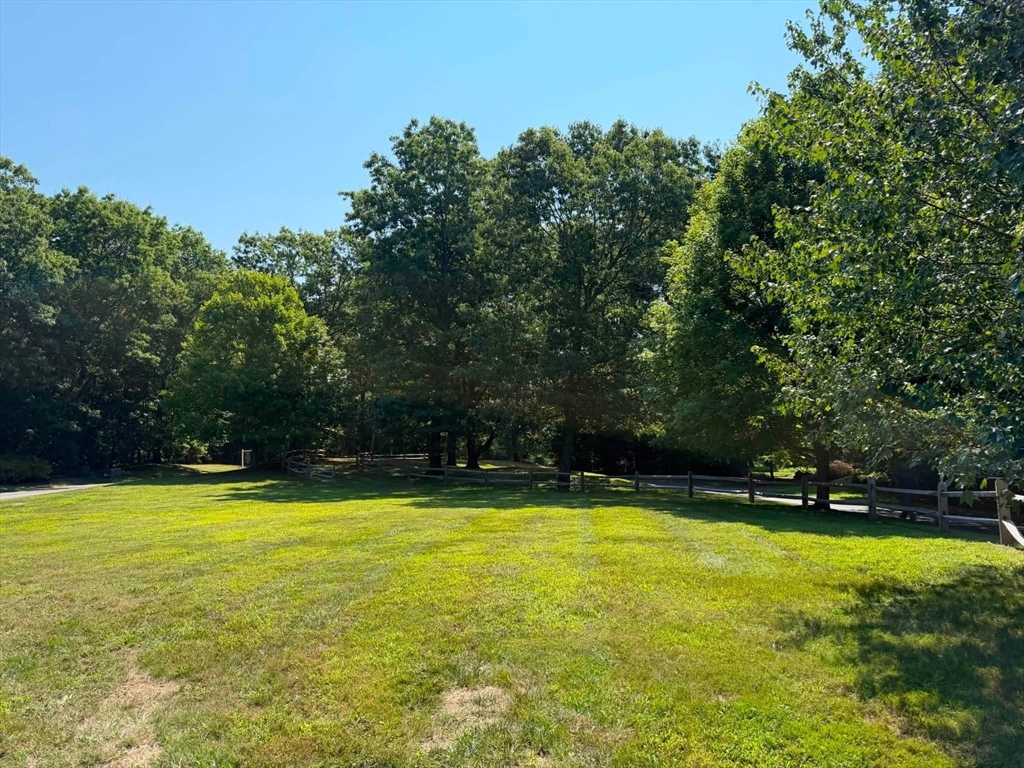 3 Reiling Pond Road Lincoln, MA 01773 - Photo 5 of 7 Gallery Image 5