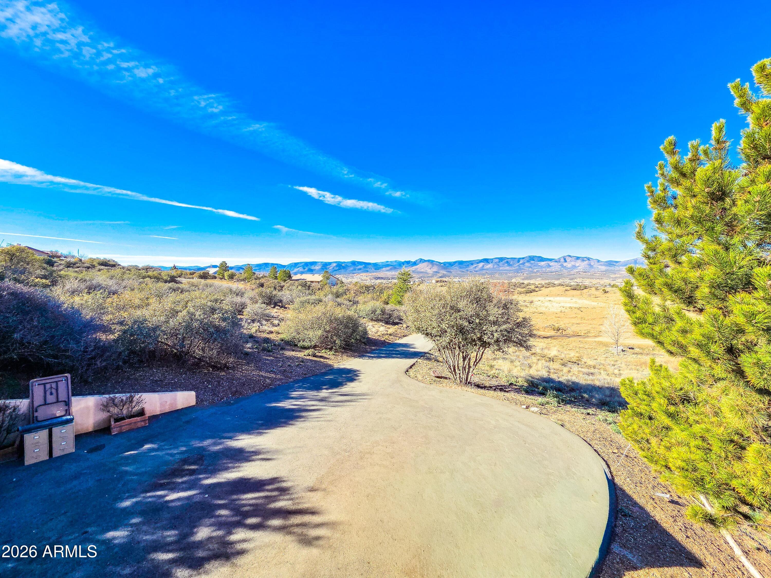14350 East Meadow Ranch Place Dewey, AZ 86327 - Photo 49 of 54 a view of an ocean