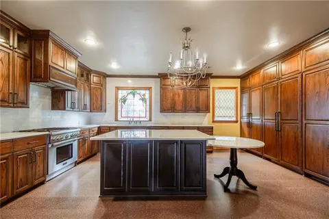 $695,000 | 1869 2nd Street, Lutcher, LA 70071