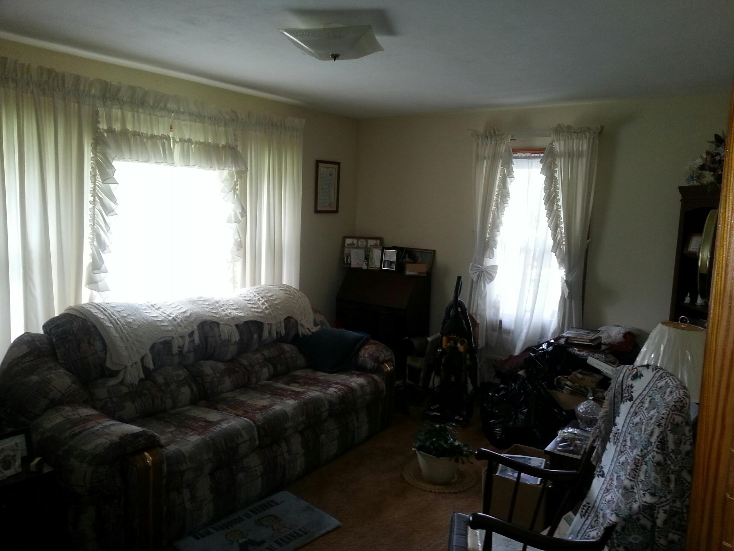 5449 Cove Road Roanoke, VA 24019 - Photo 5 of 19 Great Room