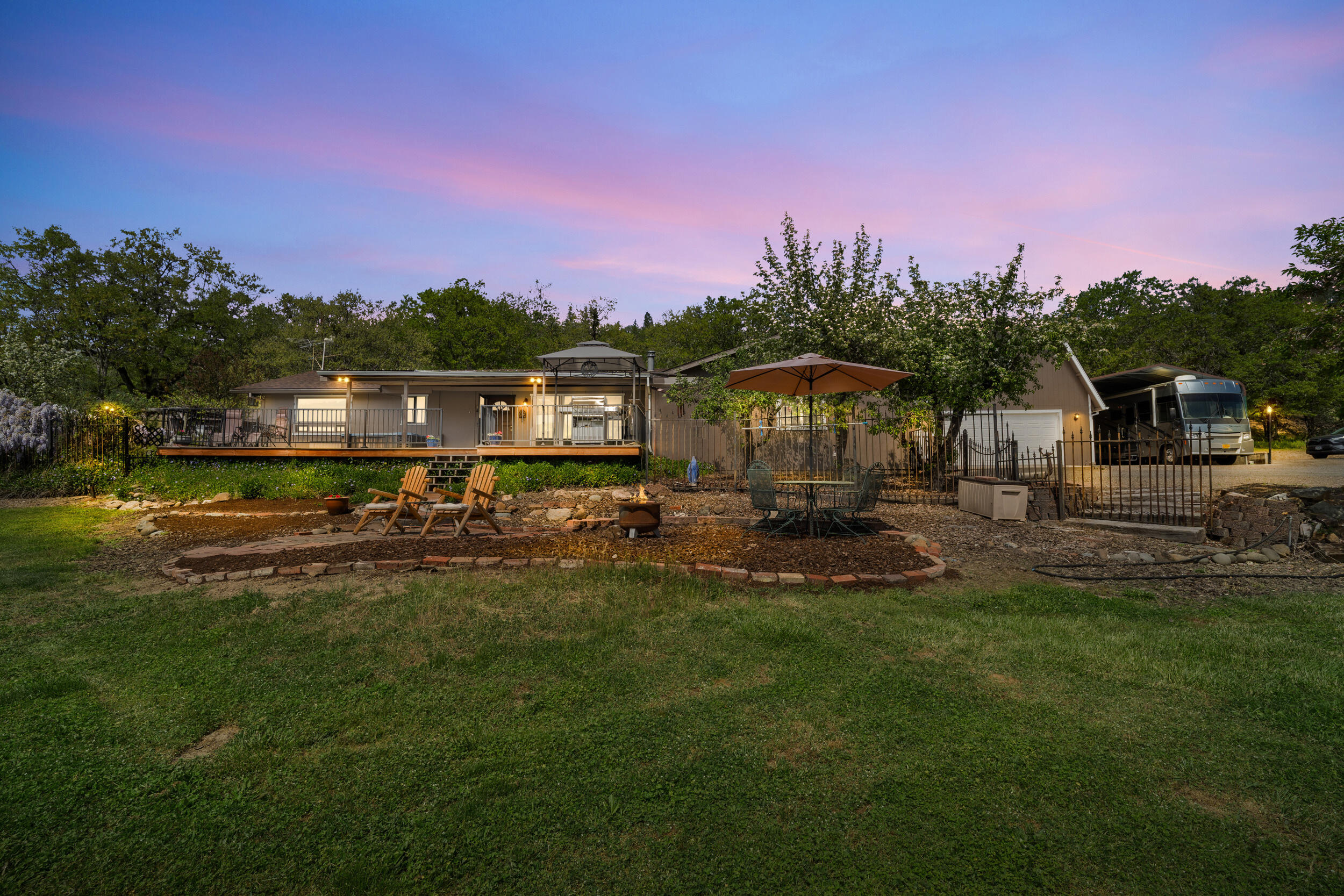 14845 Meadows Road White City, OR 97503 - Photo 1 of 43 1_14845 meadows road - twilight