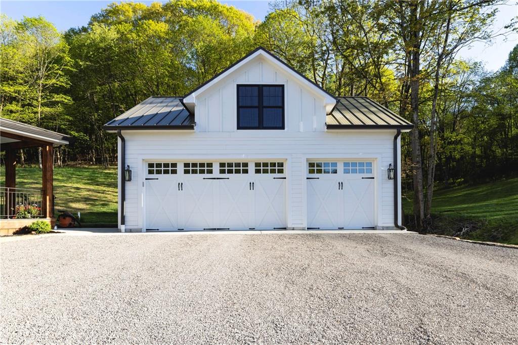 2457 Rochester Road Sewickley, PA 15143 - Photo 5 of 45 Gallery Image 5