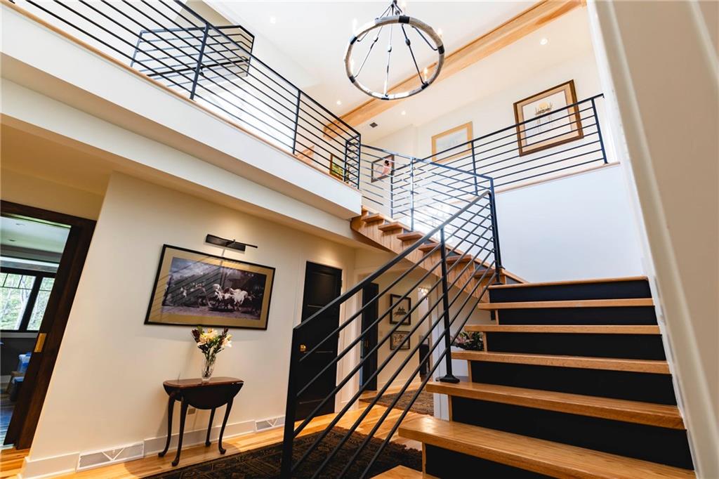 2457 Rochester Road Sewickley, PA 15143 - Photo 7 of 45 Gallery Image 7