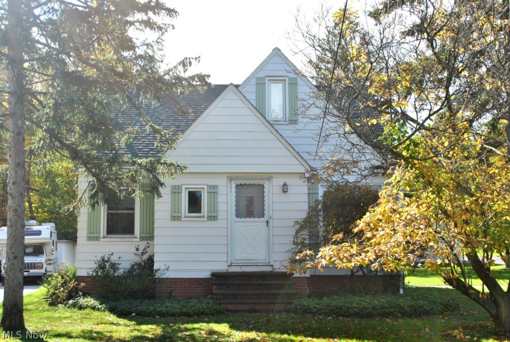 4882 Hillside Road Independence, OH 44131 - Photo 1 of 22 Gallery Image 1