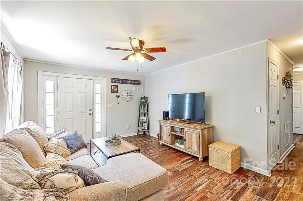 1505 Kings Road Shelby, NC 28150 - Photo 5 of 42 Gallery Image 5