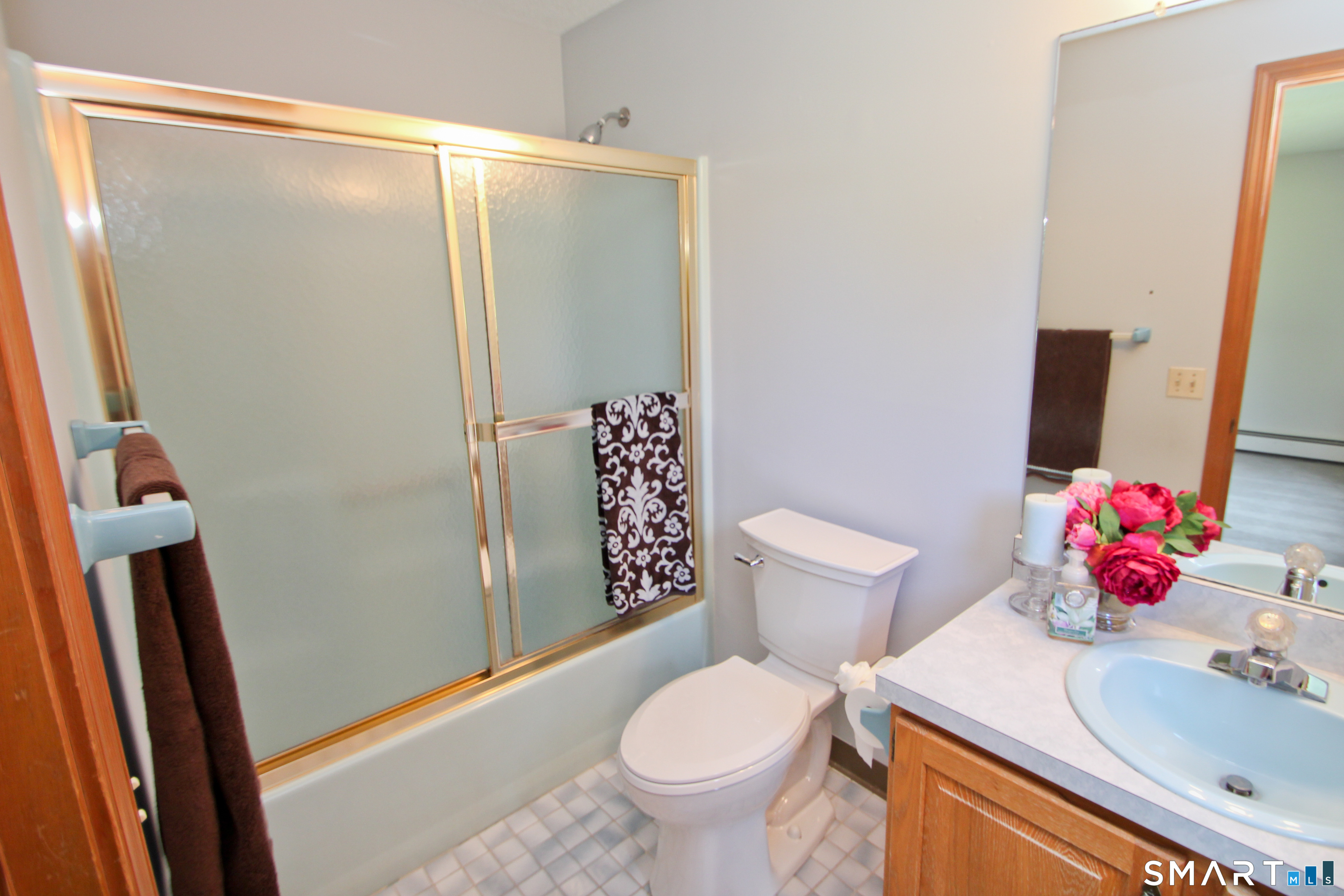 310 Thompsonville Road Suffield, CT 06078 - Photo 16 of 40