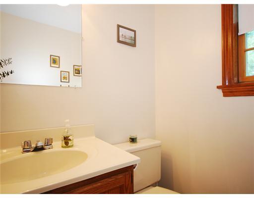 9 Cornerbrook Circle, Unit 9 Windham, ME 04062 - Photo 10 of 20 Bathroom.