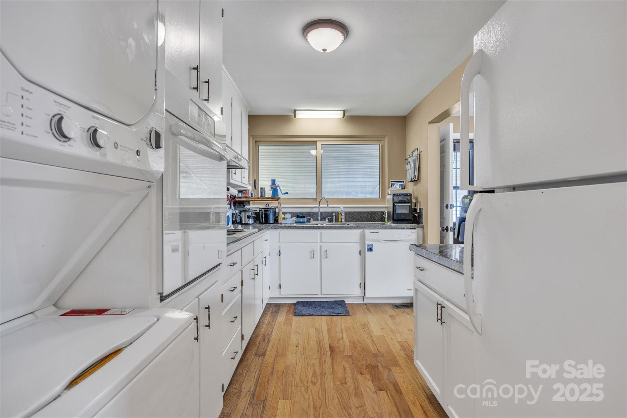 2601 Robinson Road Newton, NC 28658 - Photo 12 of 39 Gallery Image 12