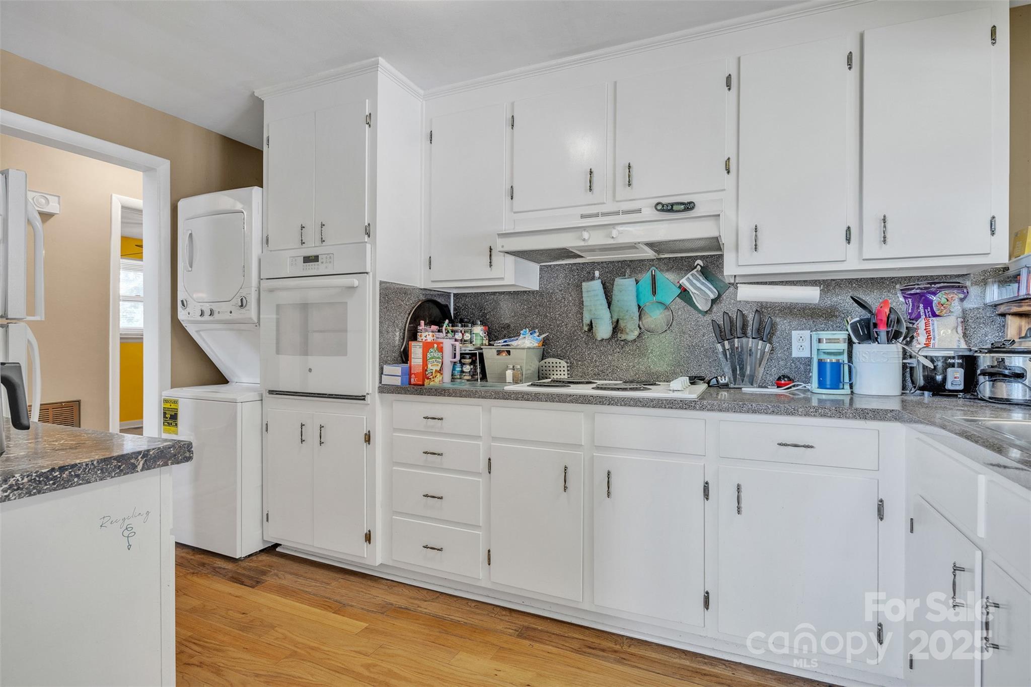 2601 Robinson Road Newton, NC 28658 - Photo 14 of 39 Gallery Image 14