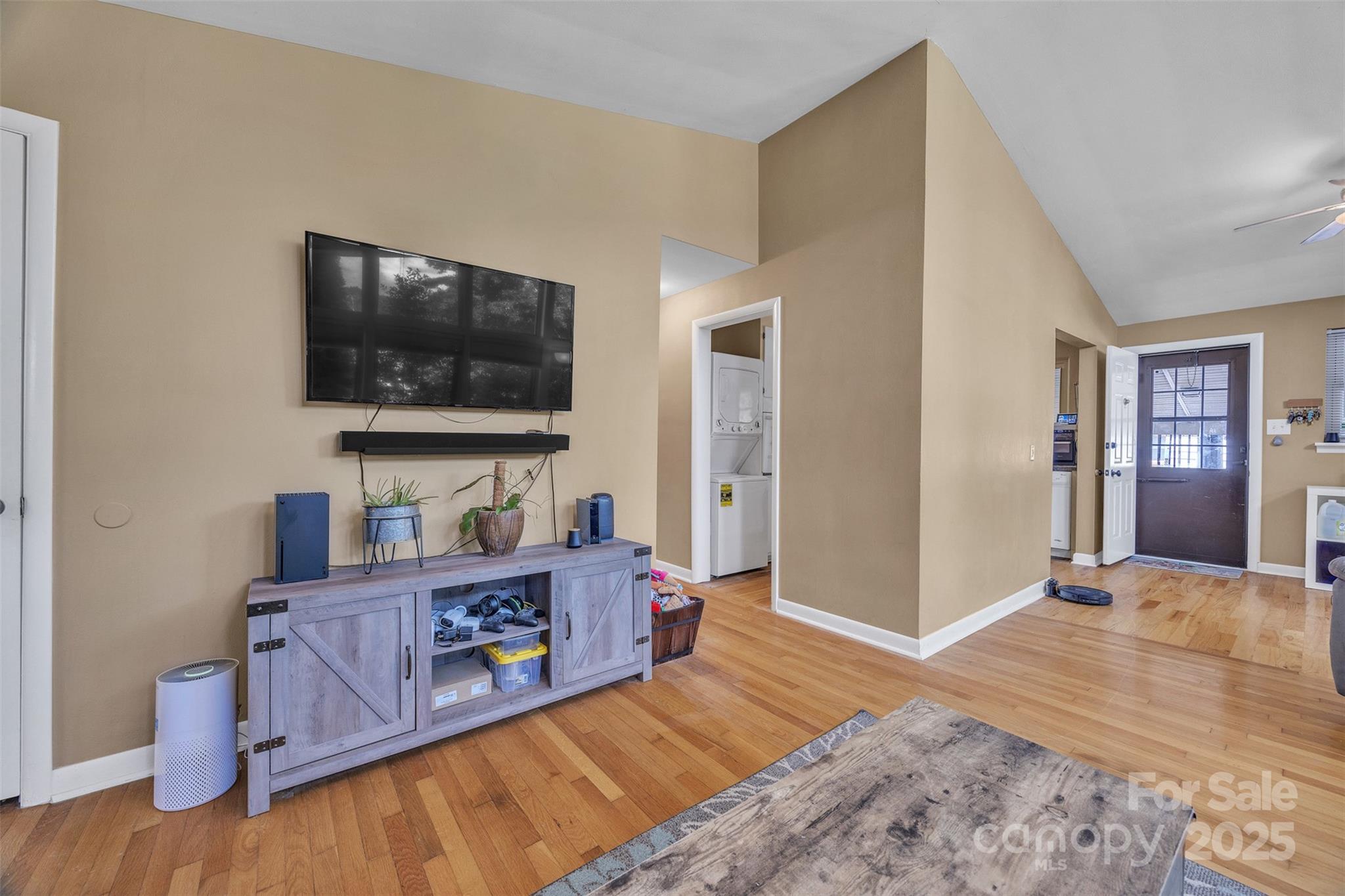 2601 Robinson Road Newton, NC 28658 - Photo 10 of 39 Gallery Image 10
