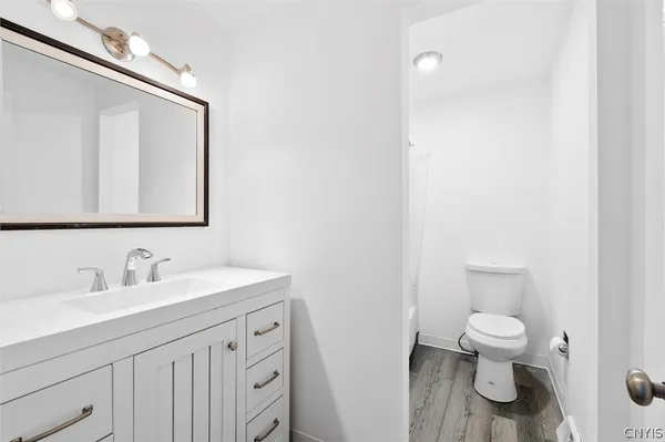 $1,800 | 3754 Helios Court, Clay, NY 13027