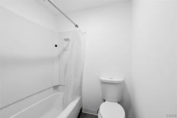 $1,800 | 3754 Helios Court, Clay, NY 13027