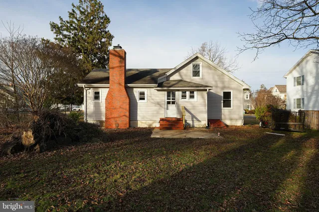 $1,595 | 101 Taylor Avenue, Hurlock, MD 21643