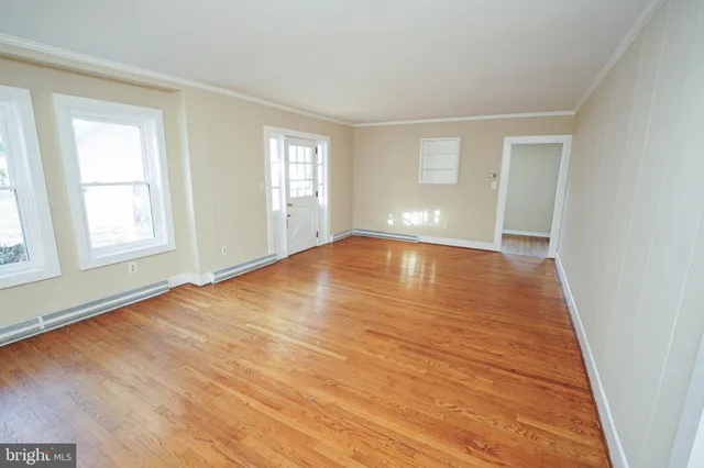 $1,595 | 101 Taylor Avenue, Hurlock, MD 21643