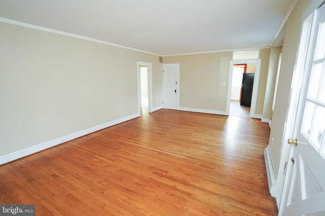 $1,595 | 101 Taylor Avenue, Hurlock, MD 21643