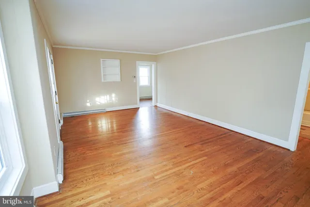 $1,595 | 101 Taylor Avenue, Hurlock, MD 21643