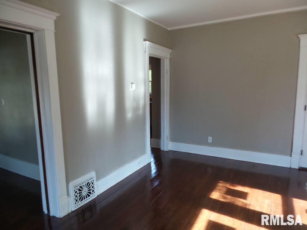 1404 North Logan Street Chillicothe, IL 61523 - Photo 20 of 47