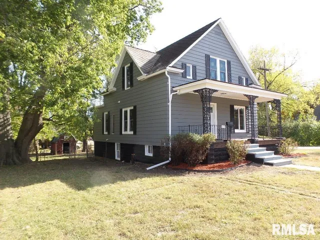 $159,000 | 1404 North Logan Street, Chillicothe, IL 61523