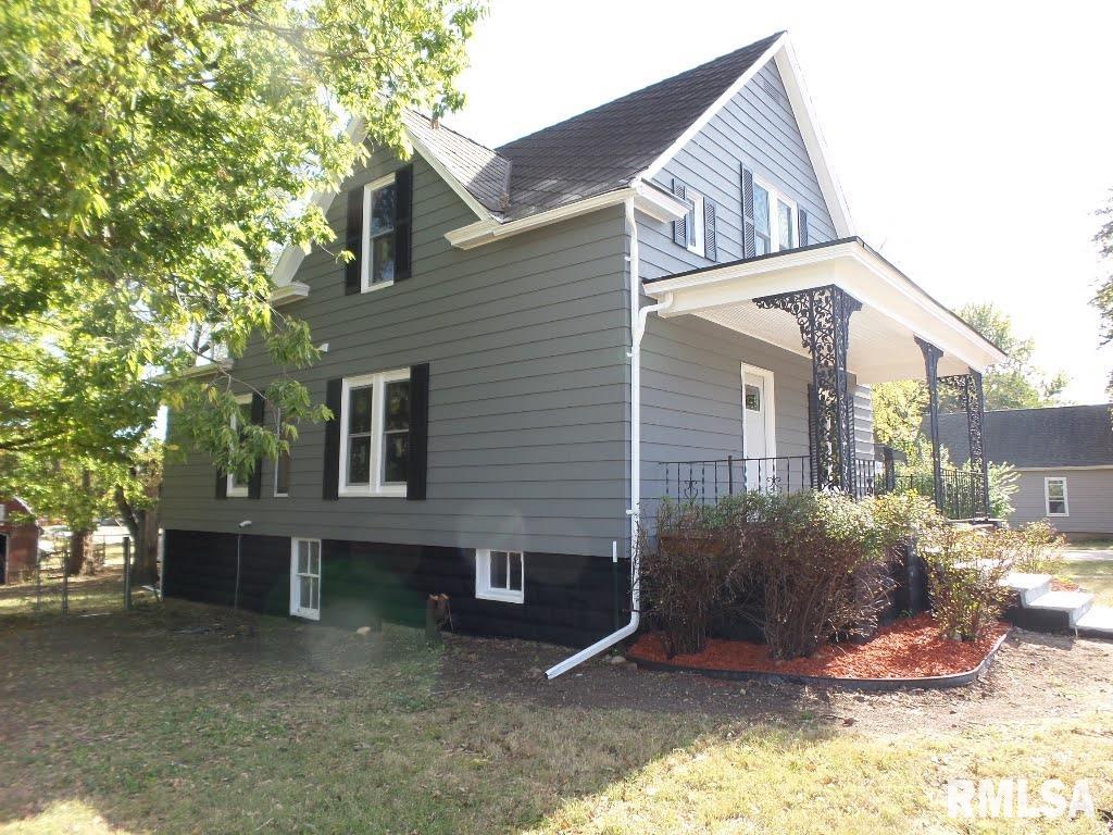 1404 North Logan Street Chillicothe, IL 61523 - Photo 6 of 47